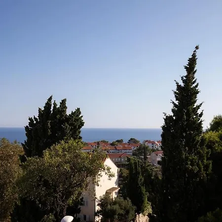 Bright And Light Apartment *