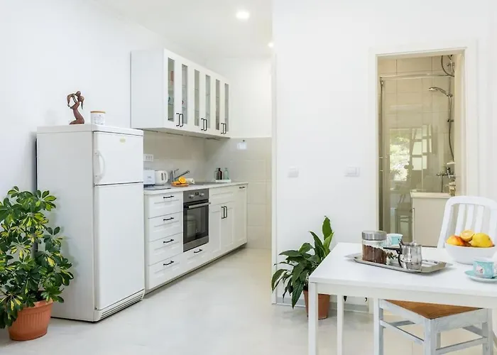 דירה Bright And Light *