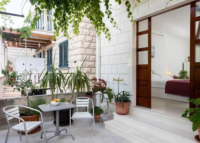 Bright And Light * דוברובניק