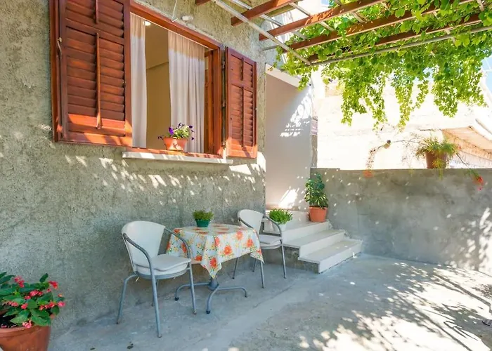 Bright And Light דוברובניק