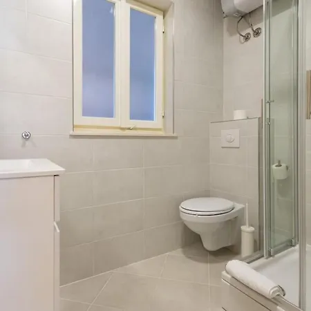 Bright And Light Appartement